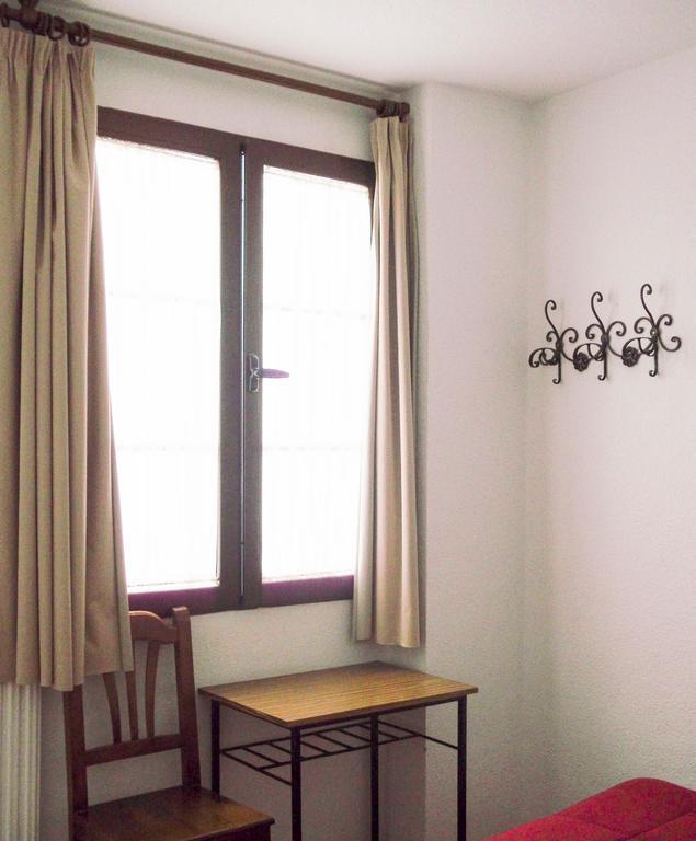 Pension Ciudad Navarro Ramos Гранада Номер фото